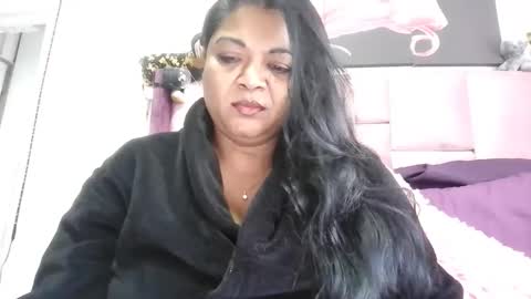 Snapshot of indiandelia chatting on May 2026 05:02:02 AM indiandelia online show from May 2026 05:02:02 AM