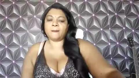 Snapshot of indiandelia chatting on May 2026 08:00:01 AM indiandelia online show from May 2026 08:00:01 AM