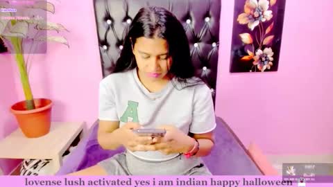 PARADISEQUEEN online show from November 2025 06:17:01 PM