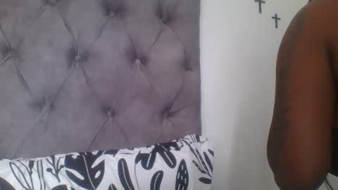 Snapshot of indianjasmin chatting on December 2024 06:06:01 AM priya online show from December 2024 06:06:01 AM