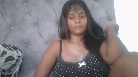 Snapshot of indianjasmin chatting on January 2025 08:36:01 AM priya online show from January 2025 08:36:01 AM