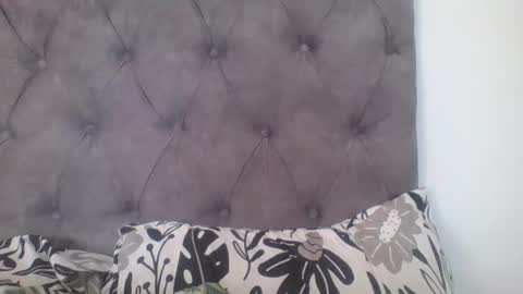 Snapshot of indianjasmin chatting on February 2025 09:00:02 AM priya online show from February 2025 09:00:02 AM