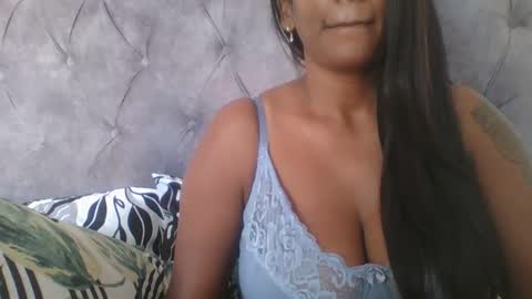 Snapshot of indianjasmin chatting on February 2025 06:29:01 AM priya online show from February 2025 06:29:01 AM