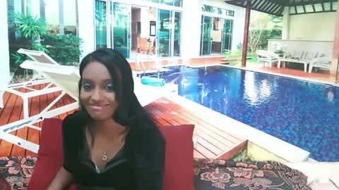 Leah online show from December 2024 05:32:01 PM