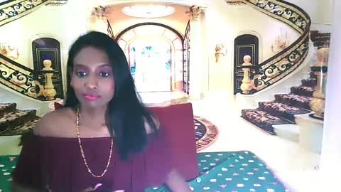 Leah online show from December 2024 10:05:01 PM