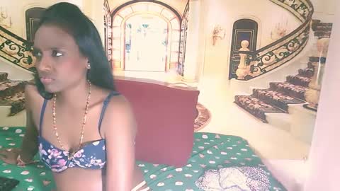 Leah online show from December 2024 02:38:02 AM