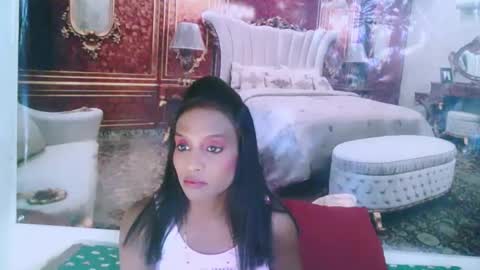 Leah online show from December 2024 05:44:01 PM