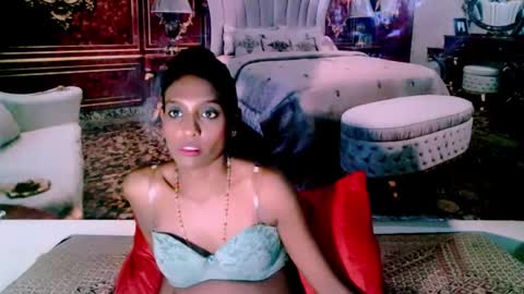 Leah online show from December 2024 12:09:02 PM