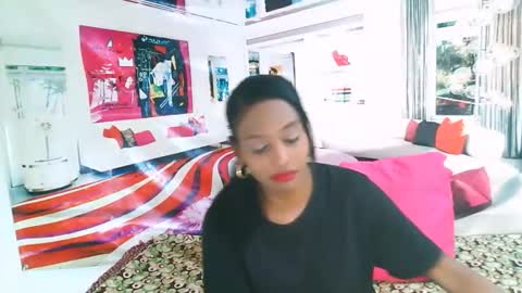 Leah online show from September 2025 05:13:01 PM