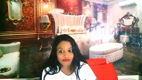 Leah online show from September 2025 05:26:02 PM