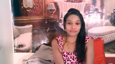 Leah online show from September 2025 05:45:02 AM