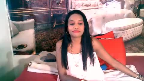 Leah online show from October 2025 05:46:01 AM