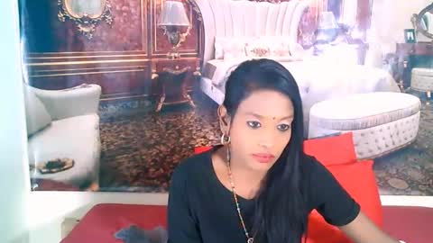 Leah online show from October 2025 05:14:01 AM