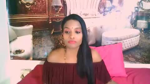 Leah online show from October 2025 07:52:01 PM