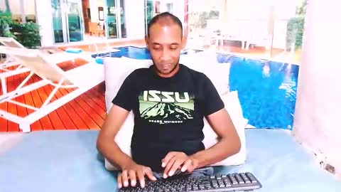 Snapshot of indianmagicmike69 chatting on February 2026 04:01:01 PM indianmagicmike69 online show from February 2026 04:01:01 PM