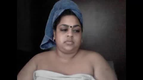 Snapshot of indianpooja1027 chatting on May 2026 08:00:01 AM indianpooja1027 online show from May 2026 08:00:01 AM