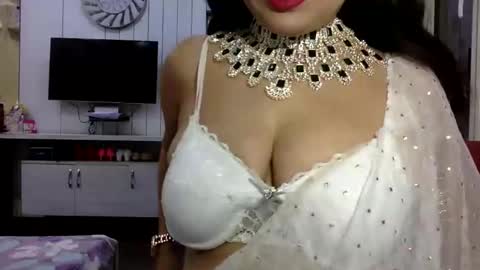 Radha online show from November 2025 05:30:01 PM