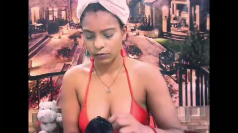 indiansexyass4u2luv online show from April 2026 05:35:02 AM