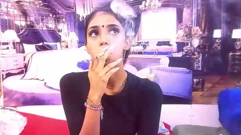 indiansexyslender4u2luv online show from December 2025 05:24:02 AM