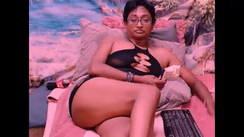 Snapshot of indianspicy69 chatting on February 2025 08:47:02 PM Shreya online show from February 2025 08:47:02 PM