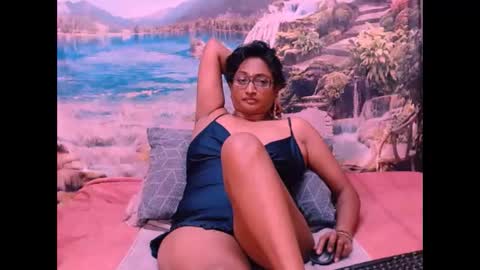 Snapshot of indianspicy69 chatting on February 2025 07:21:01 PM Shreya online show from February 2025 07:21:01 PM