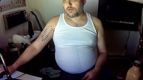 Snapshot of indigolvr chatting on December 2024 04:33:02 AM BroLOU online show from December 2024 04:33:02 AM