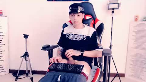 Snapshot of indomitablebeast chatting on July 2026 04:21:01 PM matias online show from July 2026 04:21:01 PM
