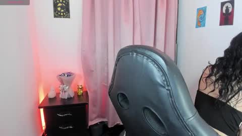 Diana online show from February 2026 04:10:01 AM