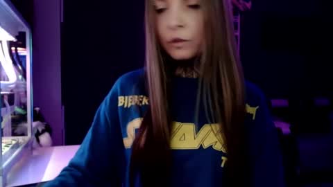 Snapshot of inesdesire chatting on February 2025 10:31:01 PM InesDesire online show from February 2025 10:31:01 PM