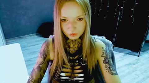 Snapshot of inesdesire chatting on September 2025 03:17:01 PM InesDesire online show from September 2025 03:17:01 PM