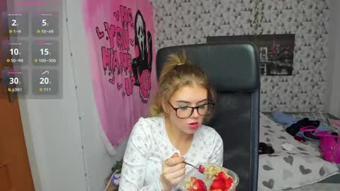 Snapshot of iness_lex chatting on April 2026 07:23:01 AM iness_lex online show from April 2026 07:23:01 AM