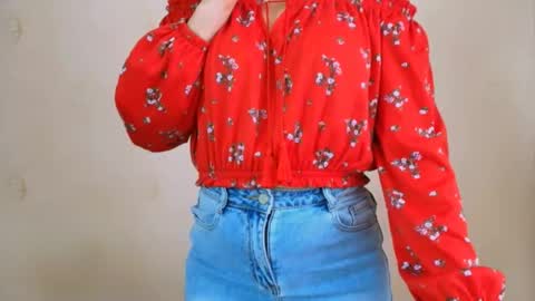 Inessa online show from May 2026 02:23:02 PM