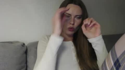 Sweet girl online show from March 2026 08:20:02 PM