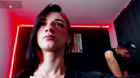 Ingrid Zese online show from November 2025 08:19:02 PM