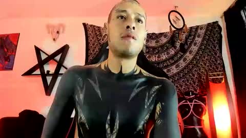 Snapshot of ink_u_buzz chatting on November 2025 09:15:02 PM Dani online show from November 2025 09:15:02 PM