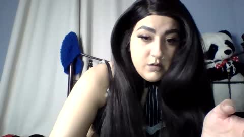 Laeana online show from March 2026 03:22:02 AM