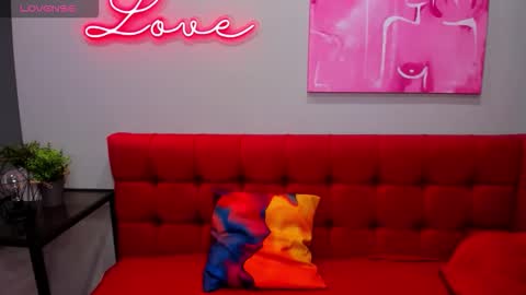 Inna online show from November 2025 08:49:02 AM