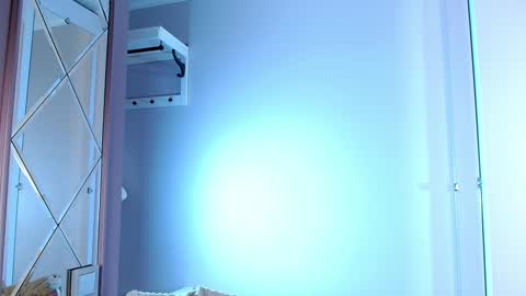 Lina online show from January 2025 04:25:01 PM