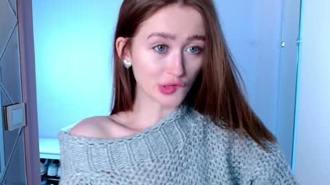 Lina online show from January 2025 08:15:01 AM