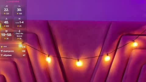 Snapshot of innocenthazel chatting on October 2025 03:03:02 AM innocenthazel online show from October 2025 03:03:02 AM