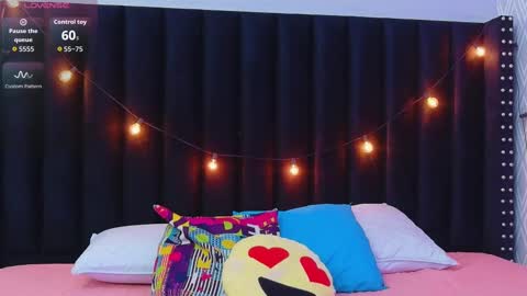 Snapshot of innocenthazel chatting on October 2025 11:49:02 AM innocenthazel online show from October 2025 11:49:02 AM