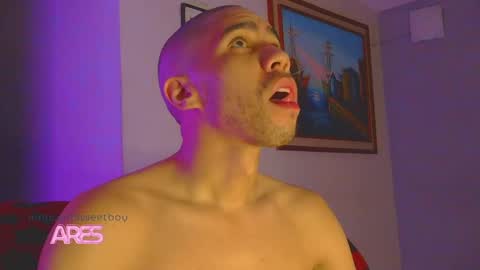 Snapshot of innocentsweetboy chatting on February 2025 12:31:01 PM Aaron online show from February 2025 12:31:01 PM