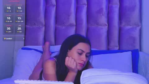 Innoocent Luna online show from November 2025 03:06:01 AM