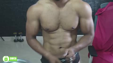 Snapshot of insanestud_miles chatting on June 2026 06:15:02 AM Miles online show from June 2026 06:15:02 AM