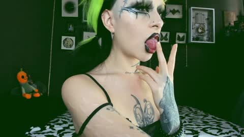 Snapshot of insania_999 chatting on January 2025 05:47:02 PM SANIA online show from January 2025 05:47:02 PM