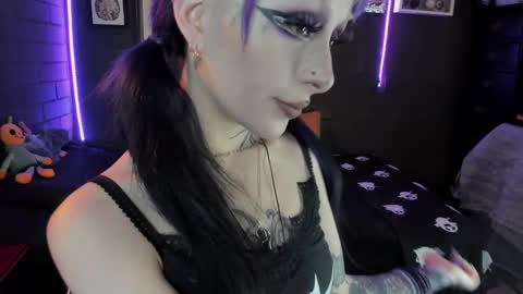 Snapshot of insania_999 chatting on September 2025 04:31:02 PM SANIA online show from September 2025 04:31:02 PM