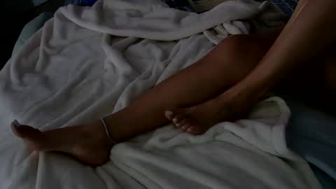 Snapshot of insatiablecpl333 chatting on January 2025 06:19:01 PM InsatiableCpl333 online show from January 2025 06:19:01 PM