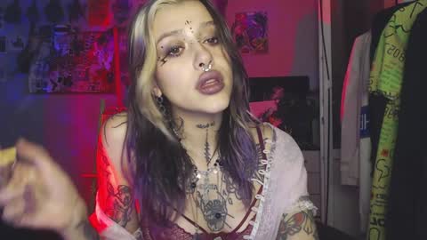 Insunnity666 online show from December 2024 10:09:02 PM