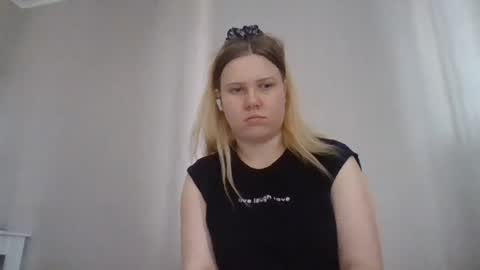 Lola online show from June 2026 09:34:02 AM