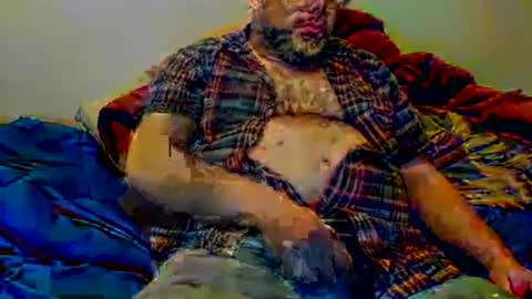 Snapshot of iowalaserbear chatting on December 2024 09:13:01 AM iowalaserbear online show from December 2024 09:13:01 AM